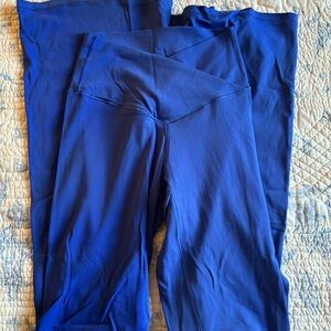 AERIE CROSSOVER FLARE LEGGING-YEAR BOOK BLUE-S
